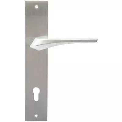 Дверная ручка Extreza Hi-Tech GIRA (Гира) 108 на планке PL11 матовый хром F05 под цилиндровый механизм CYL