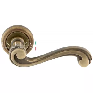 Дверная ручка LINA (Лина) 313 на розетке R01 матовая бронза F03