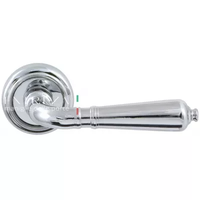 Дверная ручка Extreza PETRA (Петра) 304 на розетке R01 полированный хром F04