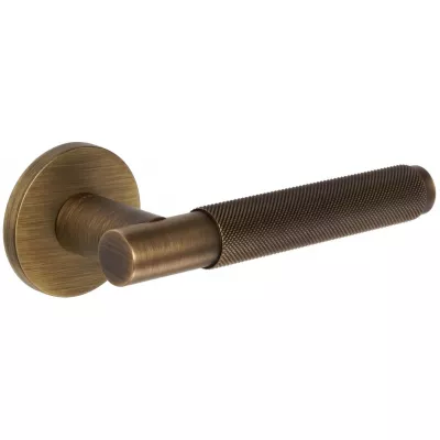 Дверная ручка Extreza Hi-tech Slim TUBA 126 на круглой розетке R16 матовая бронза F03