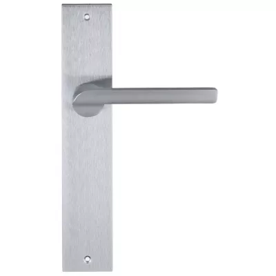 Дверная ручка Extreza Hi-Tech SANTA 128 на планке PL11 матовый хром F05 без доп. запирания PASS