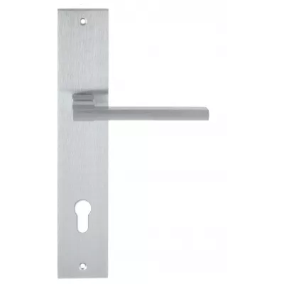 Дверная ручка Extreza Hi-Tech ROKSI (Рокси) 107 на планке PL11 матовый хром F05 под цилиндровый механизм CYL