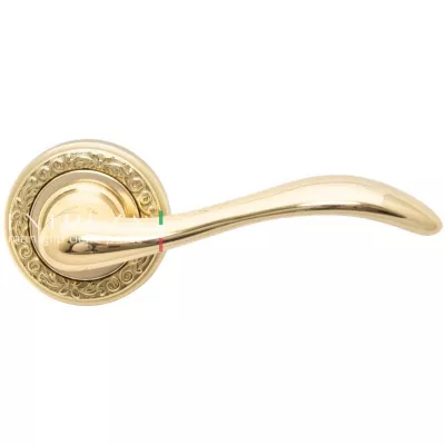 Дверная ручка Extreza AGATA (Агата) 310 на розетке R06 полированная латунь F01