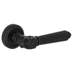 Дверная ручка LEON (Леон) 303 на розетке R01 черный матовый F22