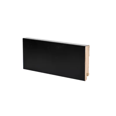 Плинтус напольный МДФ чёрный К-06 Ликорн 80х16 мм