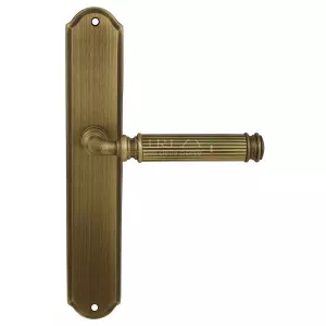 Дверная ручка BENITO (Бенито) 307 на планке PL01 матовая бронза F03 под цилиндровый механизм CYL