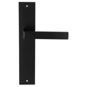 Дверная ручка Hi-Tech ENZO (Энзо) 117 на планке PL11 черный F22 под кабинетный ключ KEY