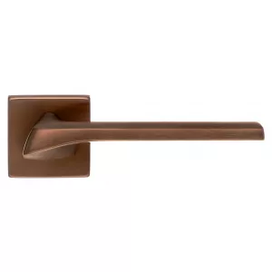 Дверная ручка Extreza ERICA-R11-F09-PVD (ERICA 119 круглое основание 7 мм) медь покрытие PVD