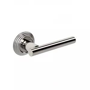 Дверная ручка Extreza CLASSIC 