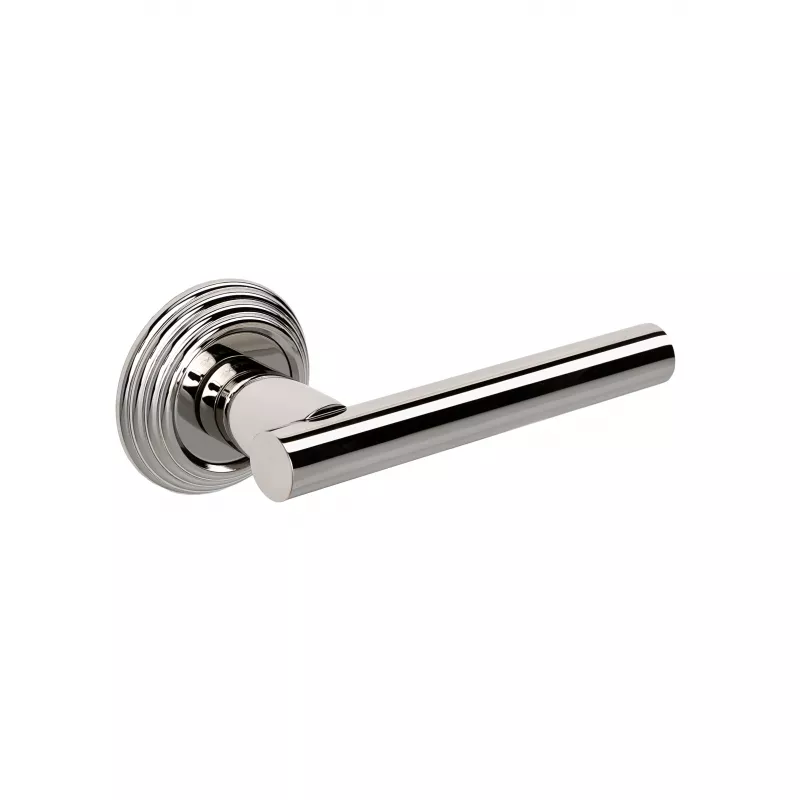 Дверная ручка Extreza CLASSIC 