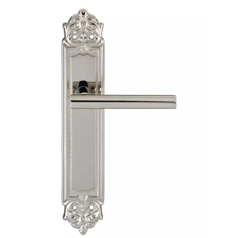 Дверная ручка на планке Extreza 