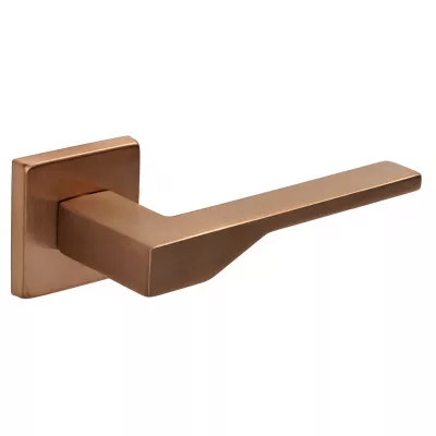 Дверная ручка Extreza ADONA-R11-F09 (ADONA 122 квадратное основание 7 мм) медь покрытие PVD