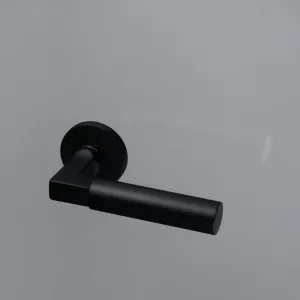 Дверная ручка Extreza STEM-R16-F22 (STEM 135) черный матовый