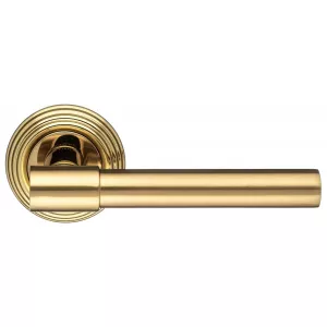 Дверная ручка Extreza 