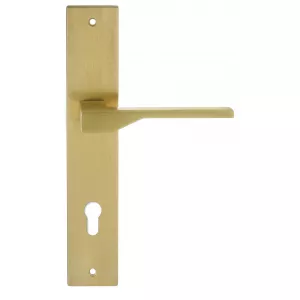 Дверная ручка на планке Extreza Hi-Tech 