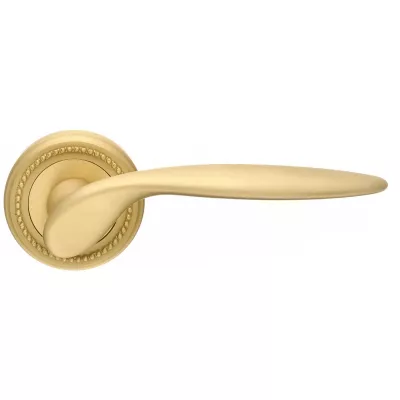 Дверная ручка Extreza "CALIPSO" (Калипсо) 311 на розетке R03 матовая латунь F02