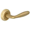 Дверная ручка Extreza "VIGO" (Виго) 324 на розетке R02 матовая латунь F02