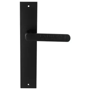 Дверная ручка на планке Extreza Hi-Tech 