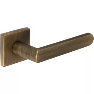 Дверная ручка Extreza Hi-Tech 