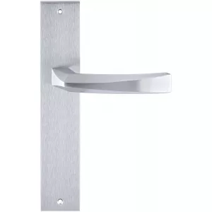 Дверная ручка на планке Extreza Hi-Tech 