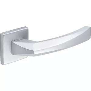 Дверная ручка Extreza Hi-Tech 