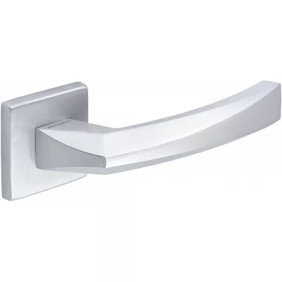 Дверная ручка Extreza Hi-Tech "ELIO" 109 квадратная розетка R11 (7 мм) матовый хром F05