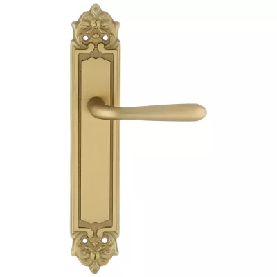 Дверная ручка Extreza "ALDO" (Альдо) 331 на планке PL02 матовая латунь F02 без доп. запирания PASS