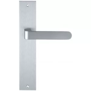 Дверная ручка на планке Extreza Hi-Tech 