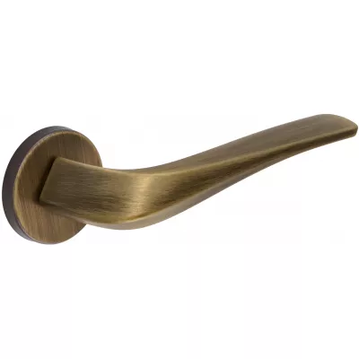 Дверная ручка Extreza Hi-Tech "GIRA" (Гира) 108 на розетке R12 матовая бронза F03