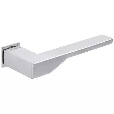 Дверная ручка Extreza Hi-Tech "ADONA" 122 квадратная розетка mini R21 (2 мм) матовый хром F05