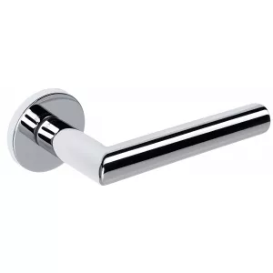 Дверная ручка Extreza ODA-R16-F04 (ODA 133 круглое основание 5 мм) полированный хром