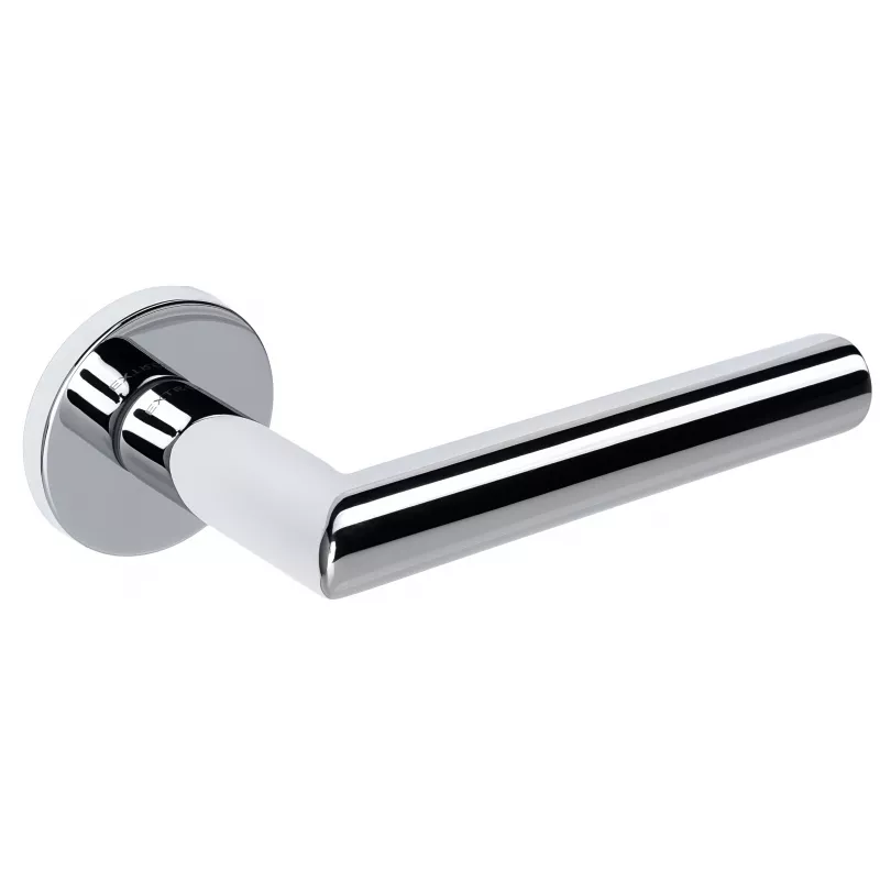 Дверная ручка Extreza ODA-R16-F04 (ODA 133 круглое основание 5 мм) полированный хром