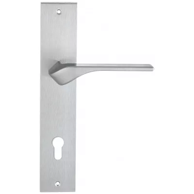 Дверная ручка на планке Extreza "AURA" 134 PL11-CYL-85 матовый хром F05