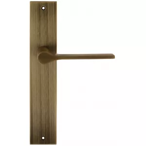 Дверная ручка на планке Extreza Hi-Tech 