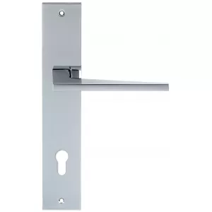 Дверная ручка на планке Extreza Hi-Tech 