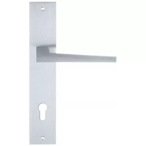 Дверная ручка на планке Extreza Hi-Tech 