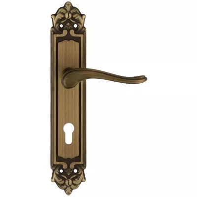 Дверная ручка Extreza "ARIANA" (Ариана) 333 на планке PL02 матовая бронза F03 под цилиндровый механизм CYL