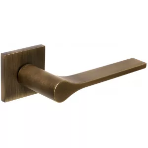 Дверная ручка Extreza Hi-Tech 