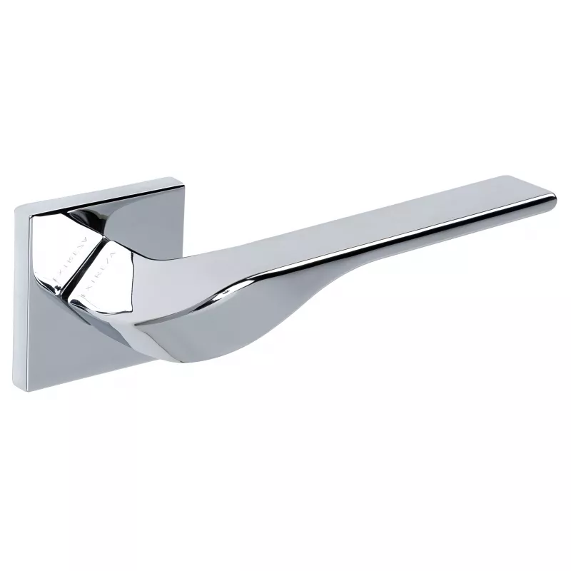 Дверная ручка на розетке Extreza AURA-R15-F04 (AURA 134) полированный хром