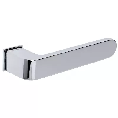 Дверная ручка Extreza RUBI-R21-F04 (RUBI 121 скрытое основание 2 мм) полированный хром