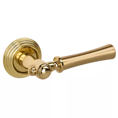 Дверная ручка на розетке Extreza DEZI-R05-F07-F01 (DEZI 309) матовая латунь глянец / латунь / кольцо латунь