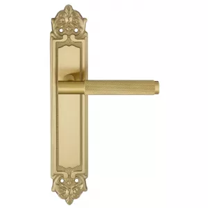 Дверная ручка на планке Extreza 