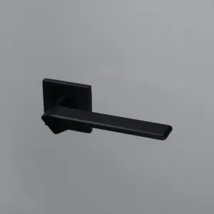 Дверная ручка на розетке Extreza AURA-R15-F22 (AURA 134) черный матовый