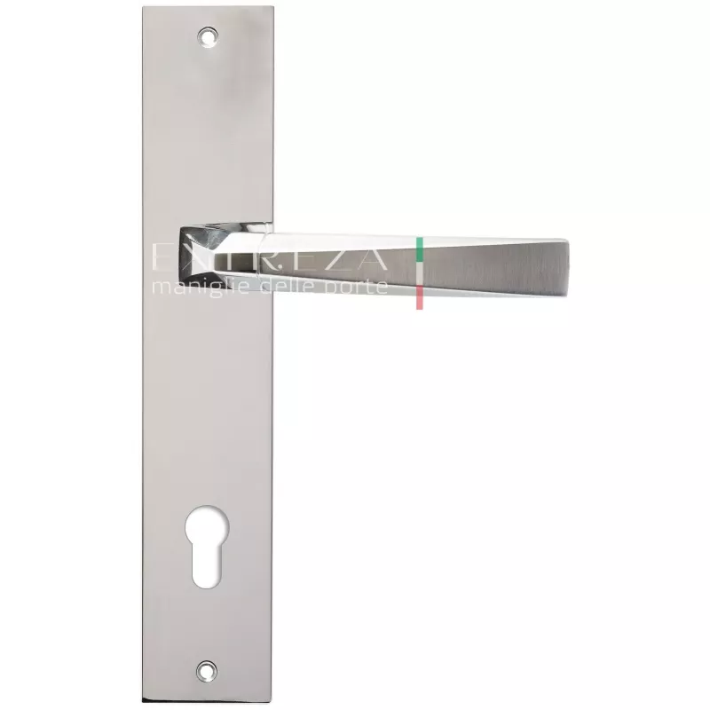 Дверная ручка на планке Extreza Hi-Tech "ELIO" 109 PL11-CYL-85 матовый хром / хром F05/F04 (планка F04)